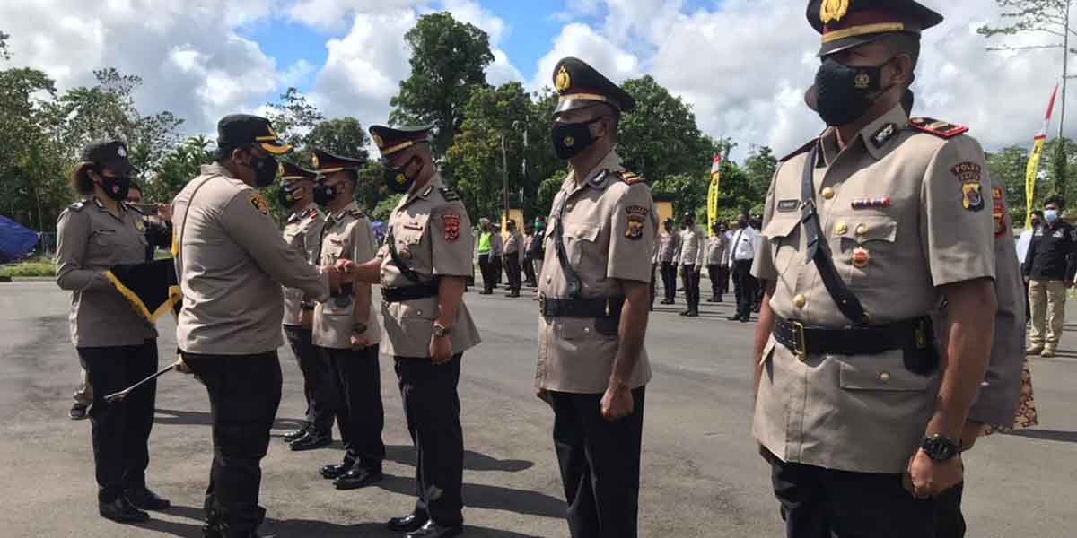 kapolres-mimika-pimpin-sertijab-tiga-pejabat-baru